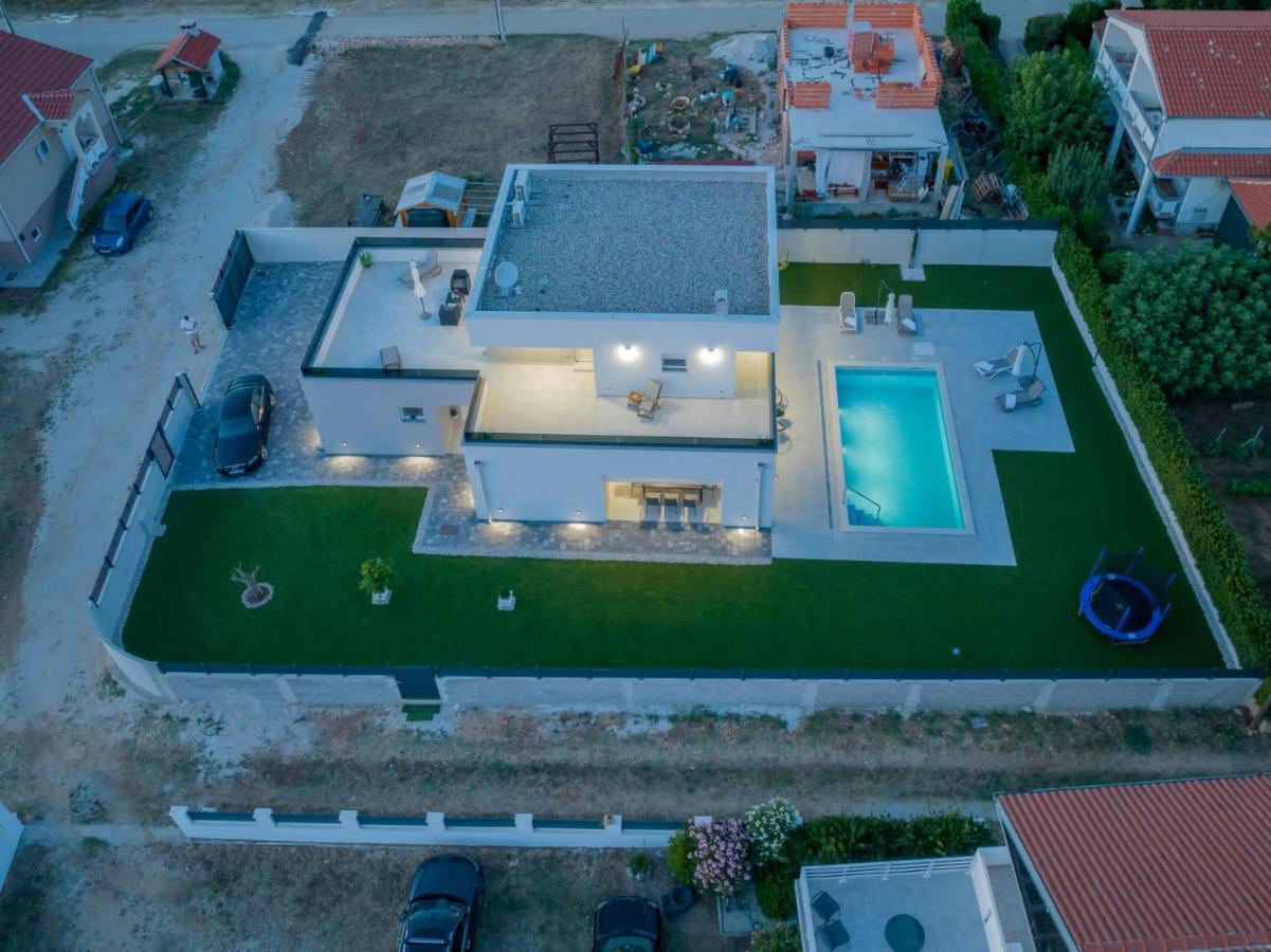 Villa Mara Vrsi Exteriör bild