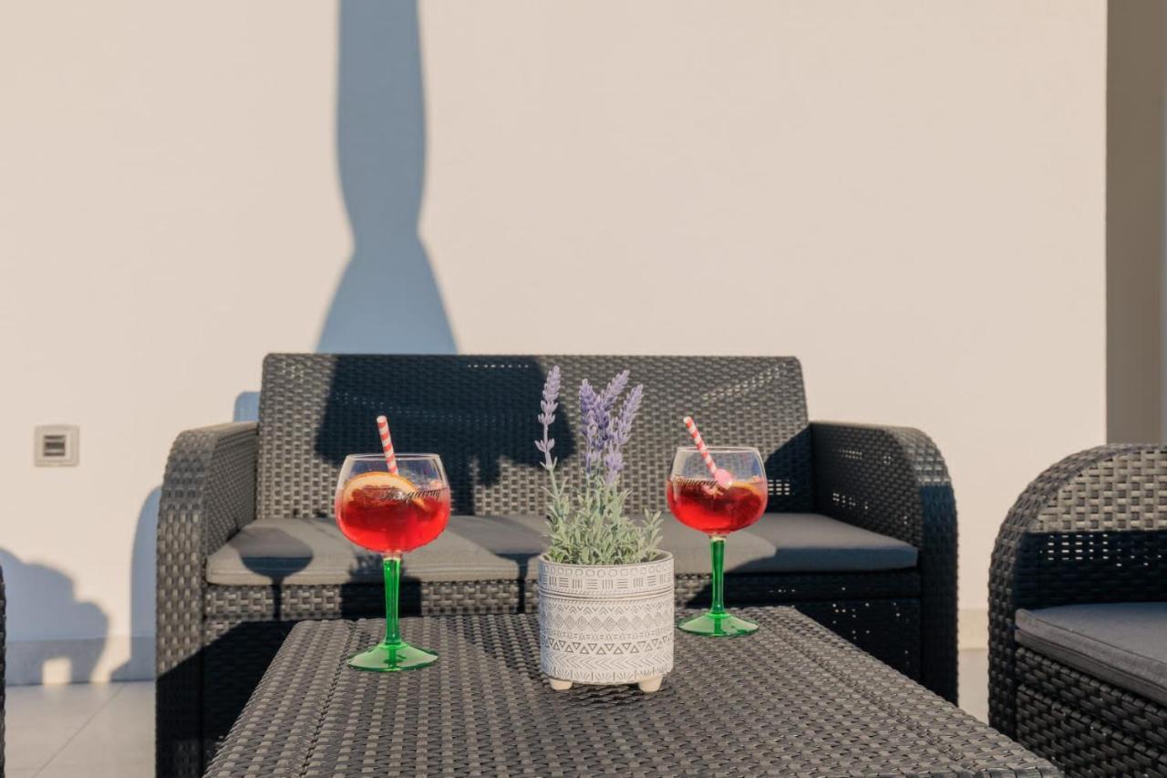 Villa Mara Vrsi Exteriör bild