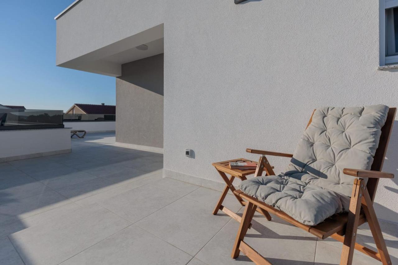 Villa Mara Vrsi Exteriör bild