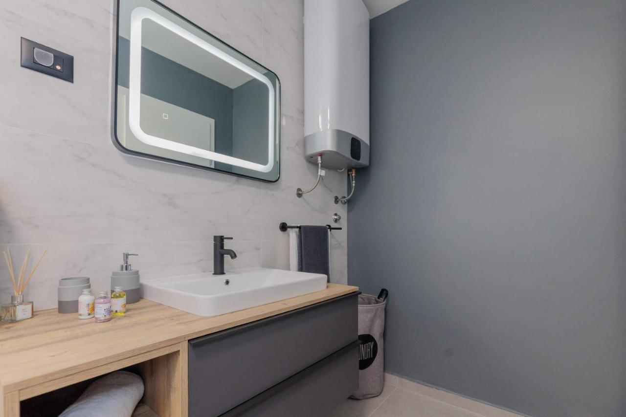 Villa Mara Vrsi Exteriör bild