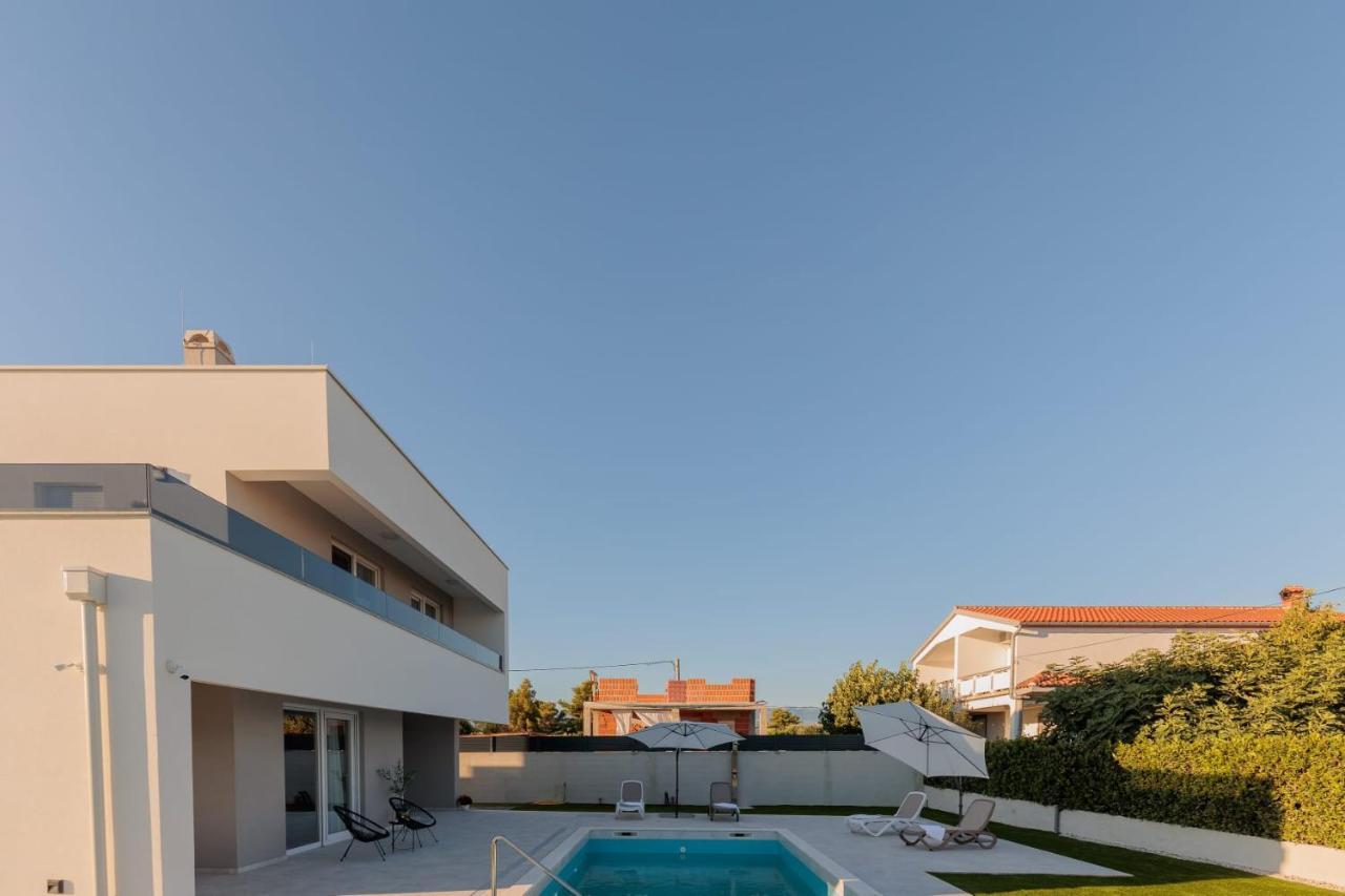 Villa Mara Vrsi Exteriör bild